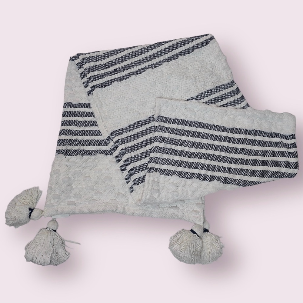 Magaschoni Home White Navy Cotton Blend Runners with Tassels